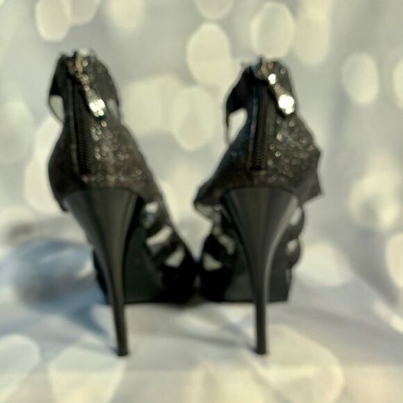 GUESS PEWTER METALLIC HIGH HEEL SANDALS SIZE 8M - Picture 5 of 7